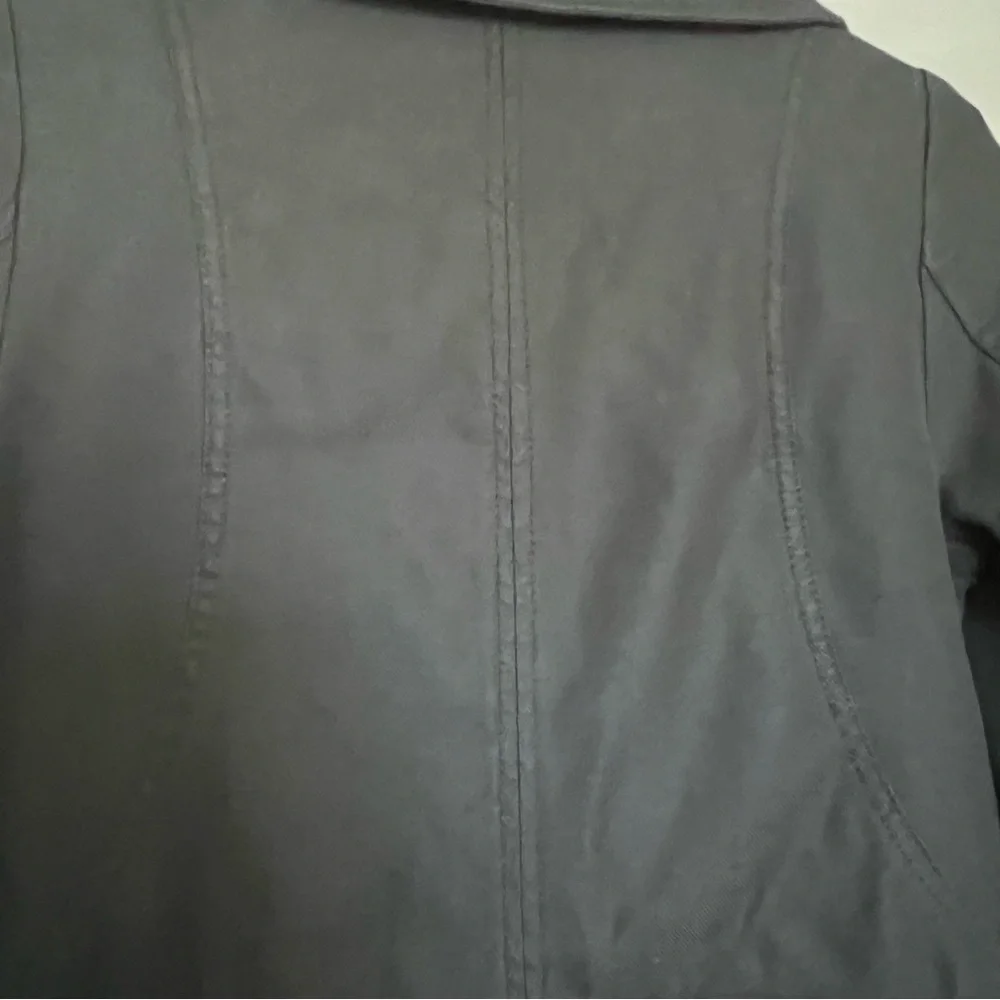 H&M Black Cropped Trench Coat SZ 4 Classic Casual Belted High Collar 2000s - Picture 10 of 12